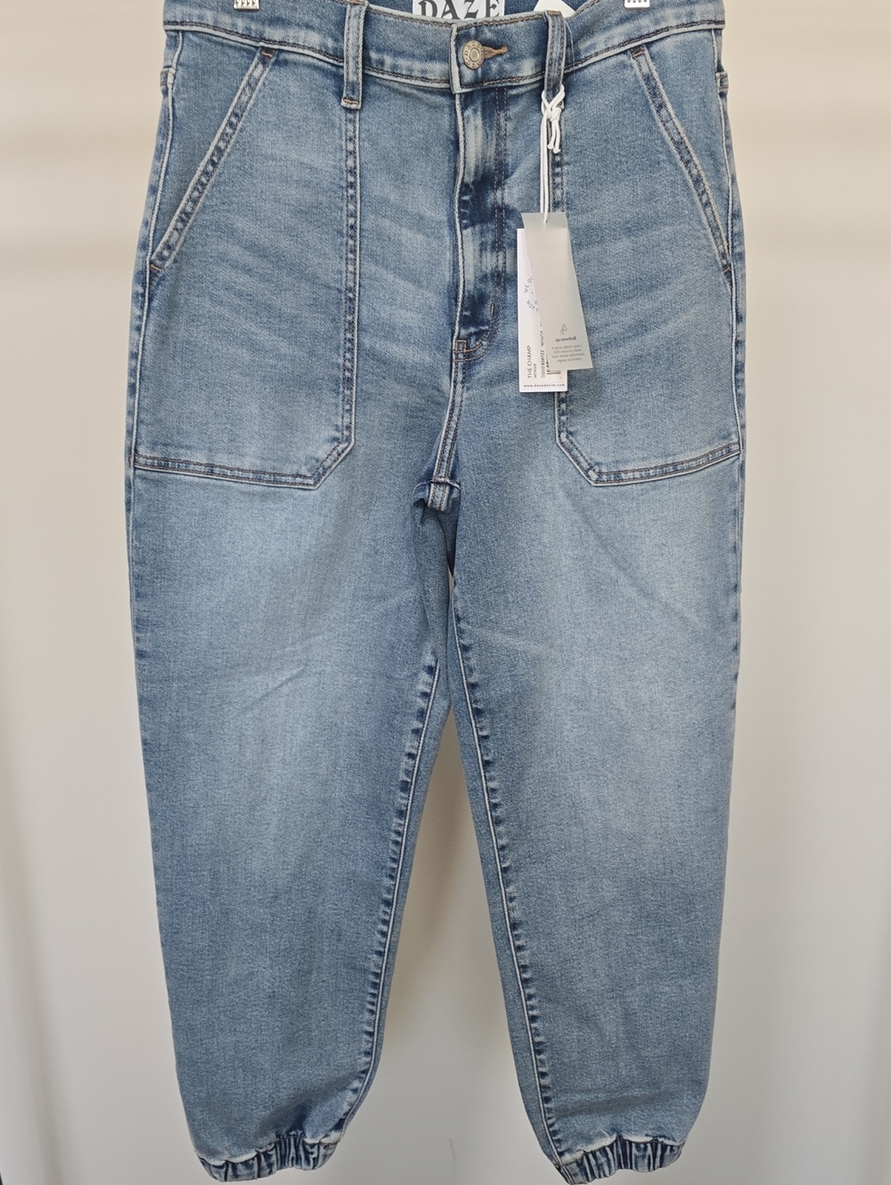 Daze Light Blue Women's Denim Jogger Jeans - NWT
